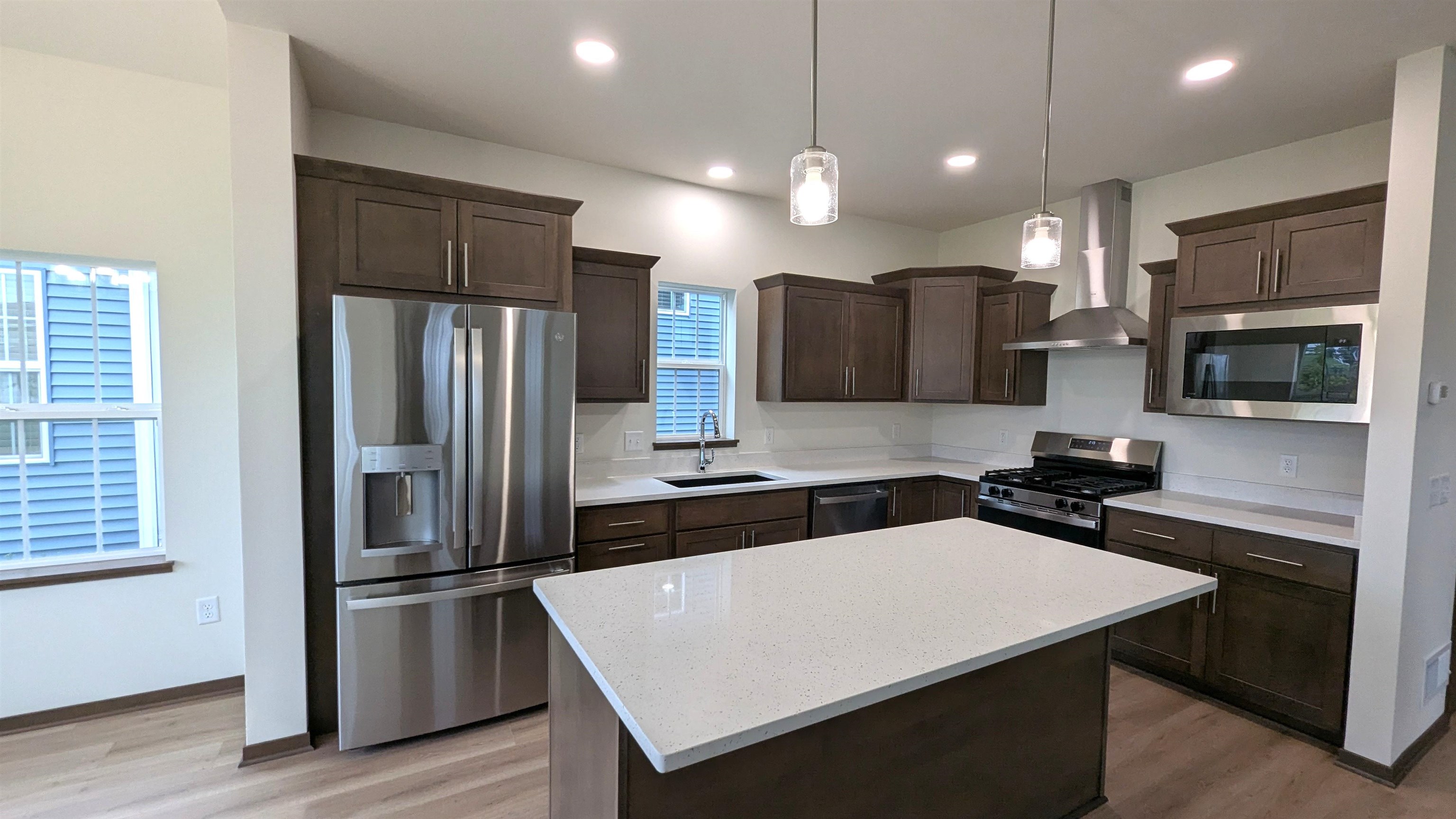 4317 Goldeneye Gateway Middleton, WI 53562 - Photo 3 of 51