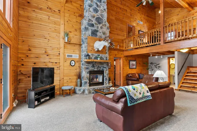 $525,000 | 27 Chelsea Lane, Carlisle, PA 17015