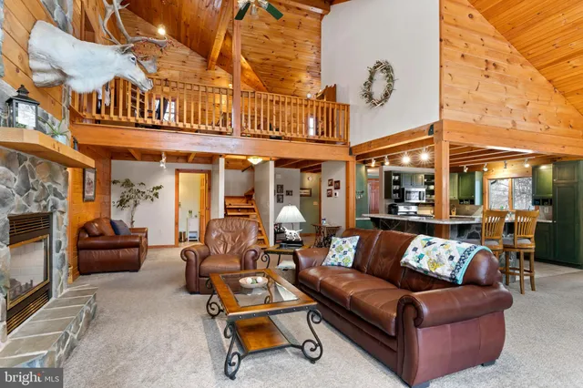 $525,000 | 27 Chelsea Lane, Carlisle, PA 17015