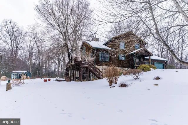 $525,000 | 27 Chelsea Lane, Carlisle, PA 17015