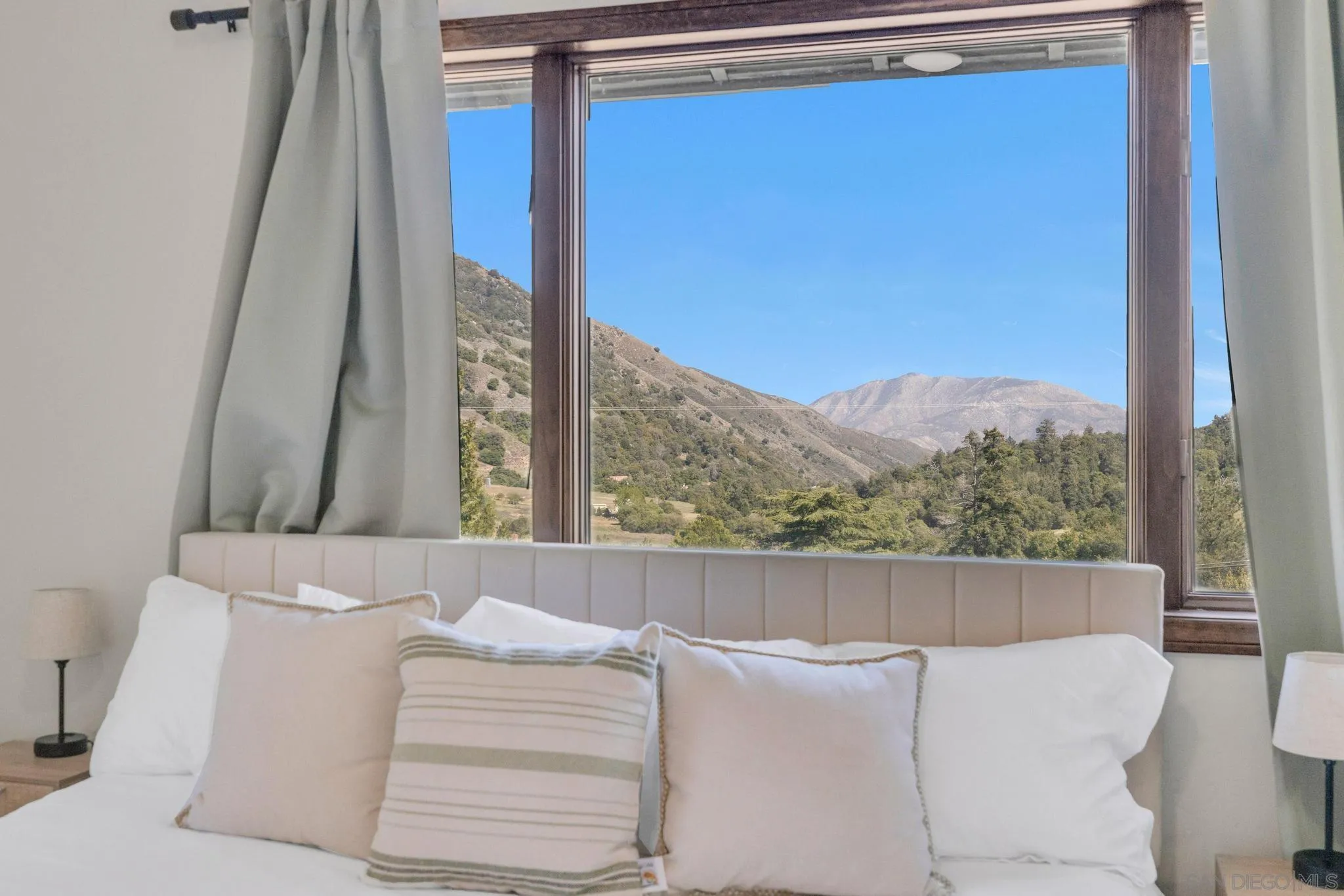 1326 Farmer Road Julian, CA 92036 - Photo 41 of 57 Bedroom