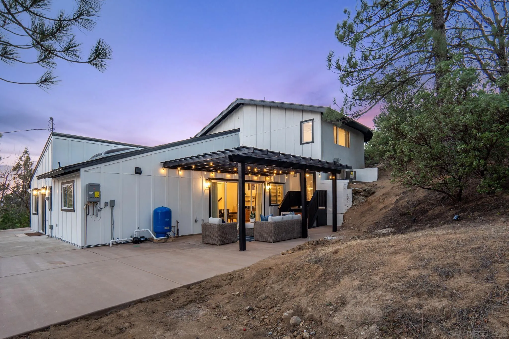 1326 Farmer Road Julian, CA 92036 - Photo 52 of 57 Exterior Back