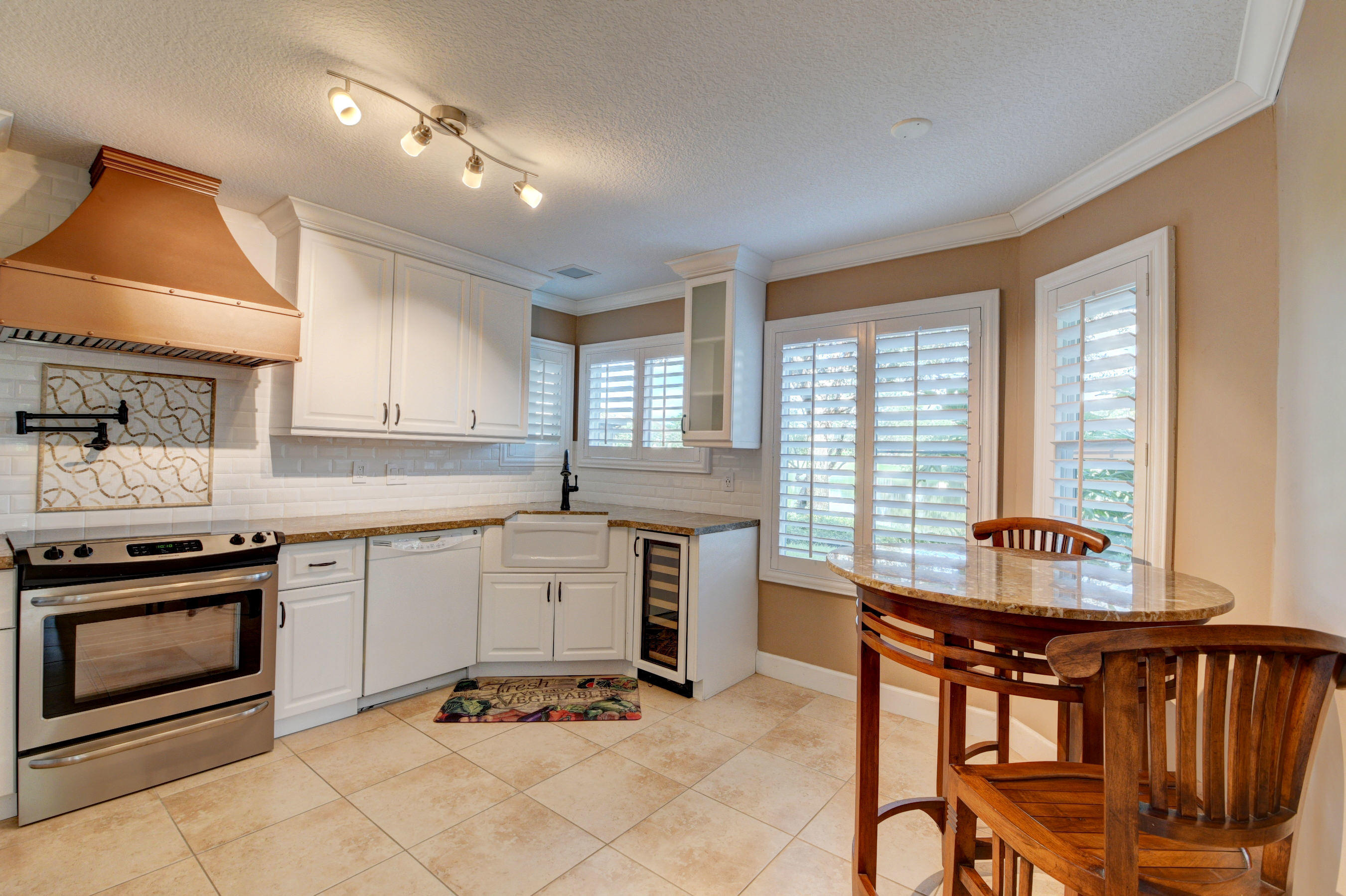 6662 Boca Pines Trail, Unit A Boca Raton, FL 33433 - Photo 14 of 28 Fully renovated kitchen