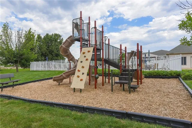 $434,950 | 11921 South Tallgrass Drive, Unit 603, Olathe, KS 66061