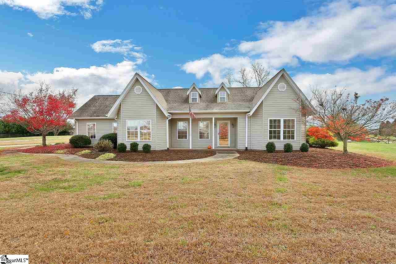 7599 Reidville Road Woodruff, SC 29388 - Photo 1 of 34