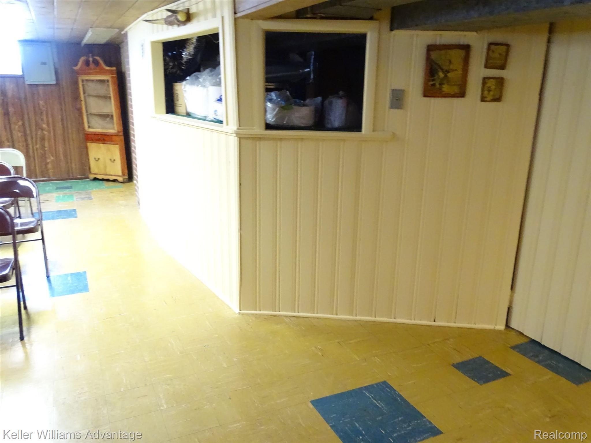 19745 Evergreen Road Detroit, MI 48219 - Photo 8 of 14 DSC01969.JPG