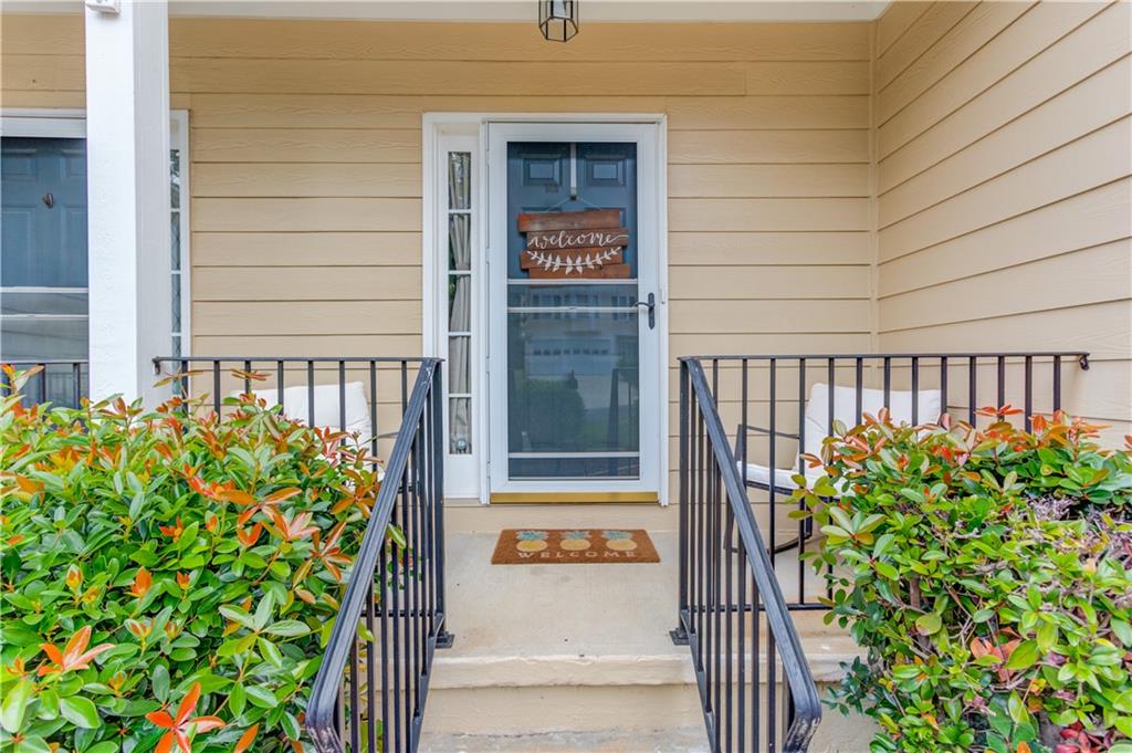 4089 Spring Cove Drive Duluth, GA 30097 - Photo 3 of 42