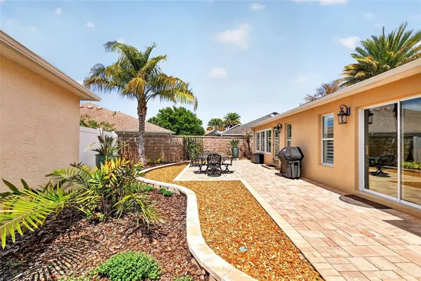 $470,000 | 1887 Loadstar Avenue, The Villages, FL 32162