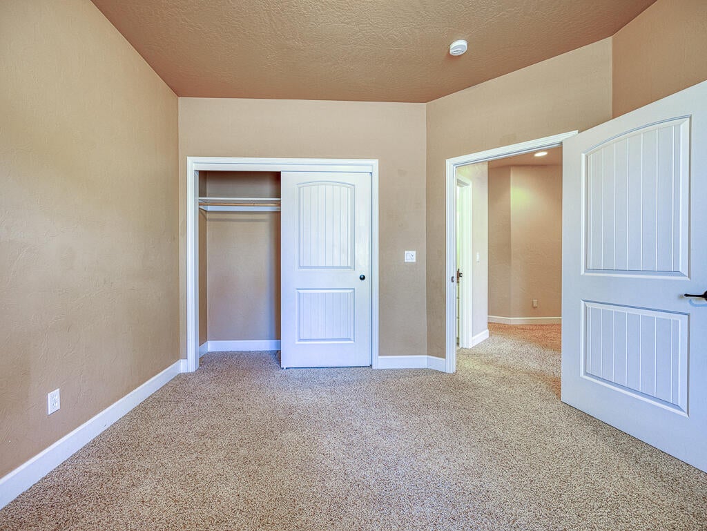 1096 Timber Ridge Loop Klamath Falls, OR 97601 - Photo 34 of 40 1096 Timber Ridge-34