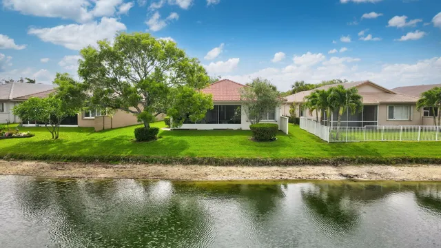 $475,000 | 2281 Egret Cove Drive, West Palm Beach, FL 33411