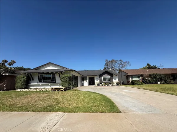 $1,595,000 | 17819 Bay, Fountain Valley, CA 92708