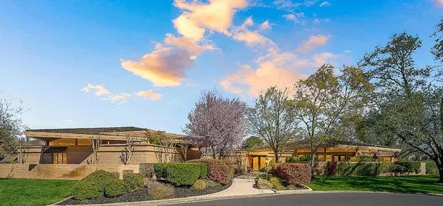 $985,000 | 15068 Lago Drive, Rancho Murieta, CA 95683