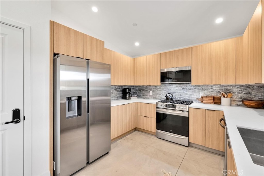 3848 Ruidosa Avenue Yucca Valley, CA 92284 - Photo 14 of 44