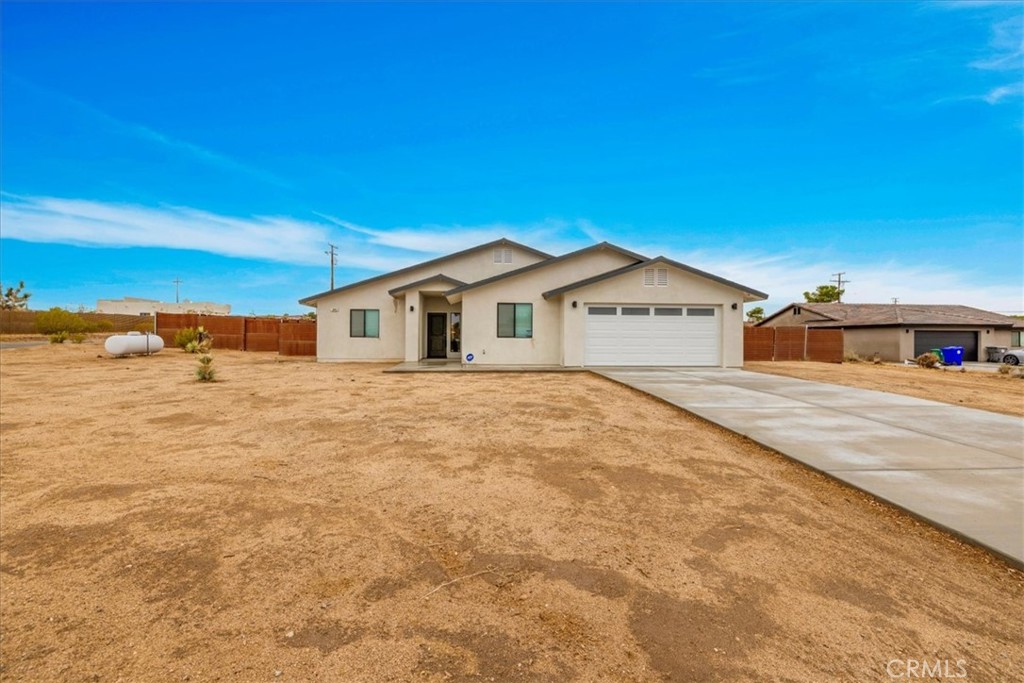 3848 Ruidosa Avenue Yucca Valley, CA 92284 - Photo 4 of 44