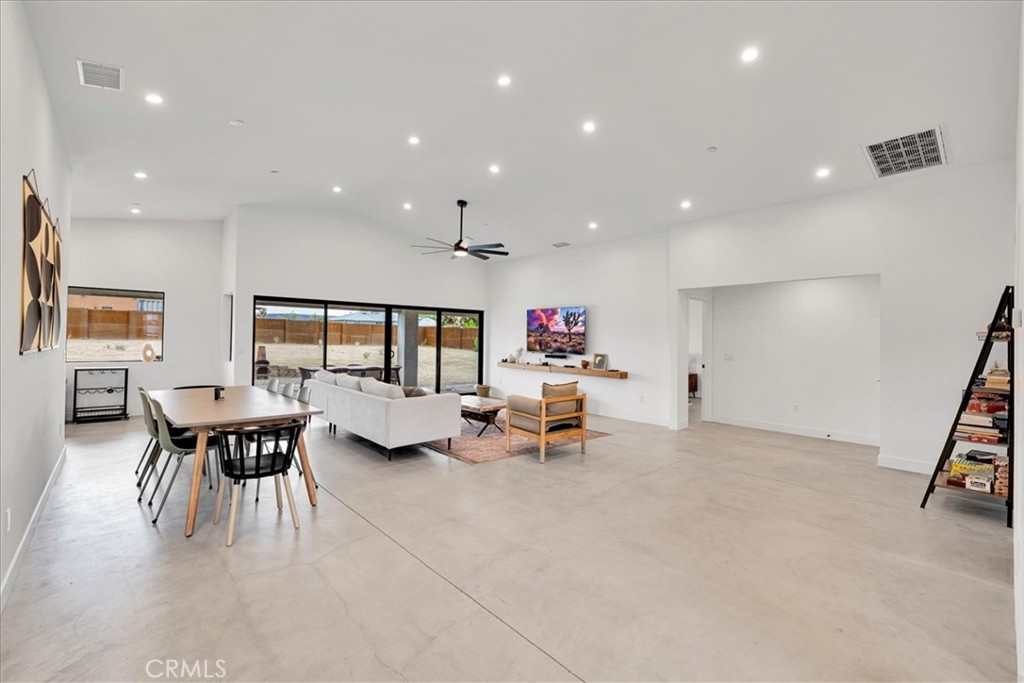 3848 Ruidosa Avenue Yucca Valley, CA 92284 - Photo 6 of 44