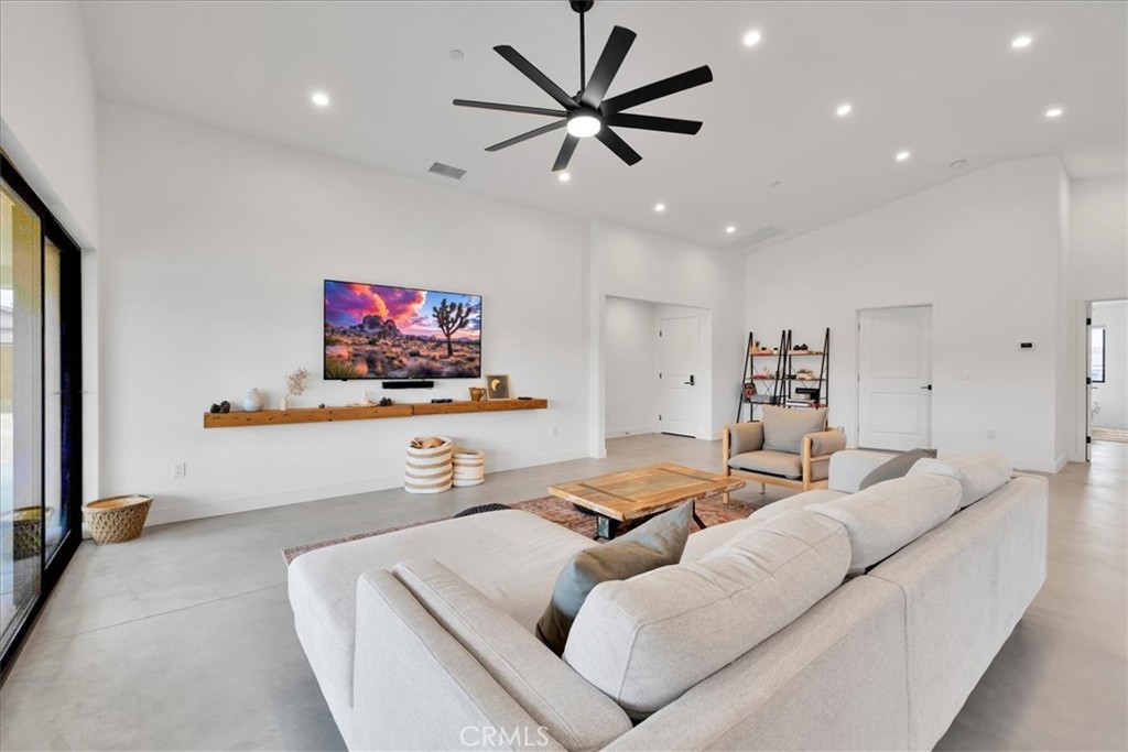 3848 Ruidosa Avenue Yucca Valley, CA 92284 - Photo 9 of 44