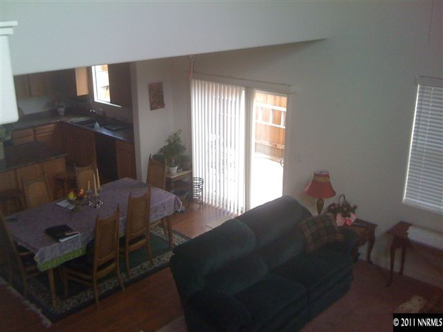 2000 Echo Valley Parkway Reno, NV 89521 - Photo 4 of 8 a living room with furniture and a window
