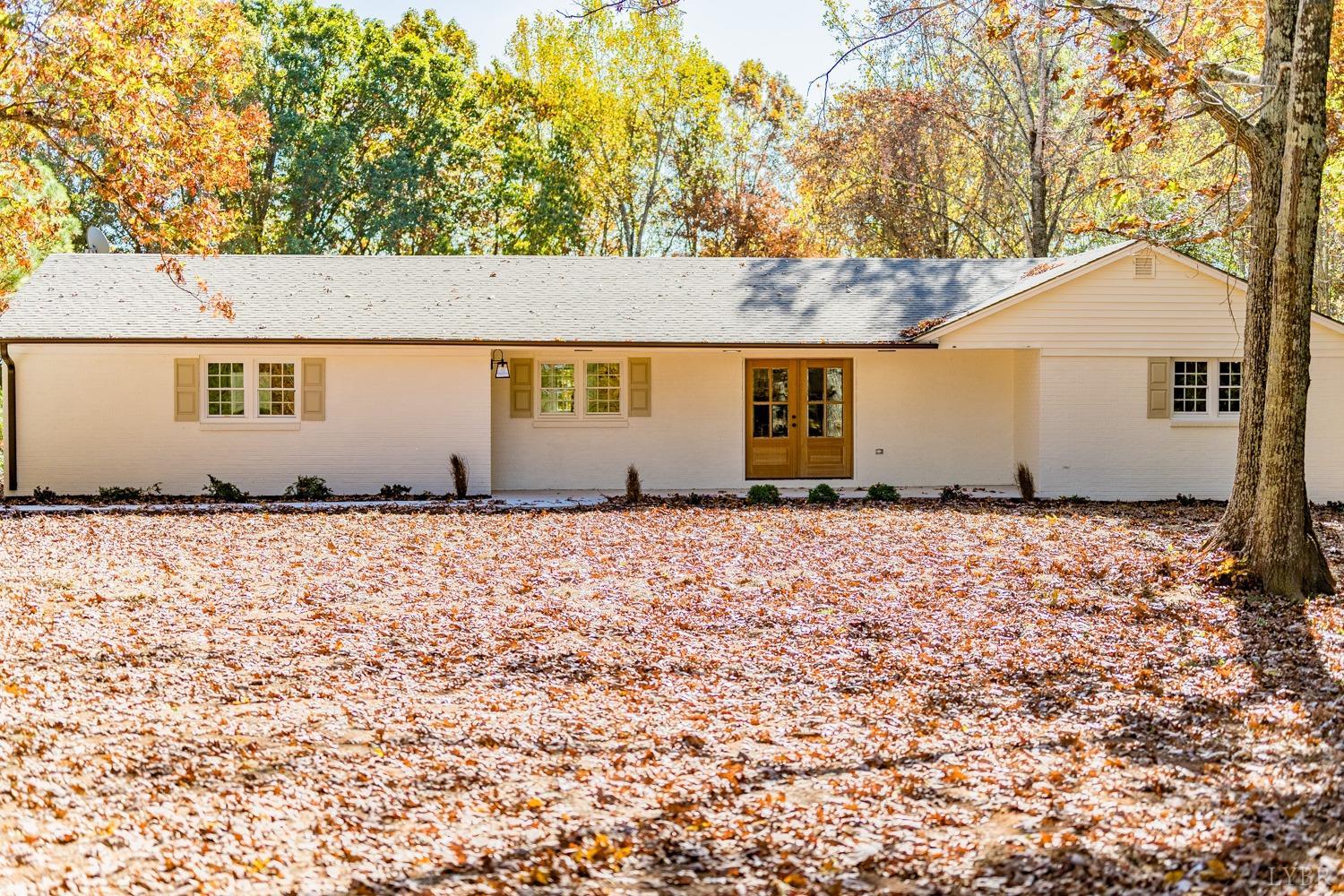 3617 Bethany Road Rustburg, VA 24588 - Photo 3 of 74 front view of house with wooden fence