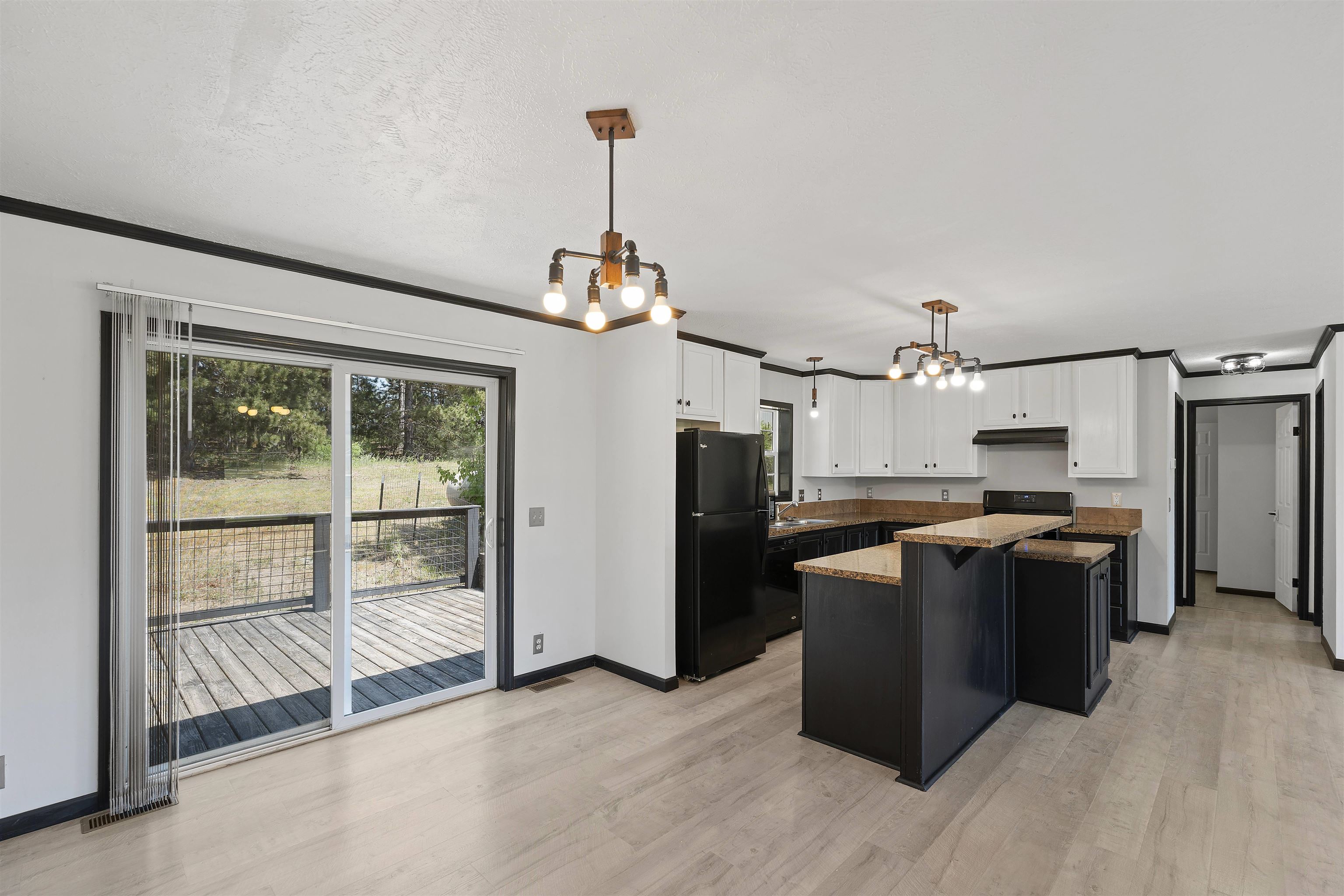 1949 North Lamb Road Interlochen, MI 49643 - Photo 5 of 27 1947184-2a2968ed-d7fe-4ad7-bf4c-e9221e4cc3ef.JPG