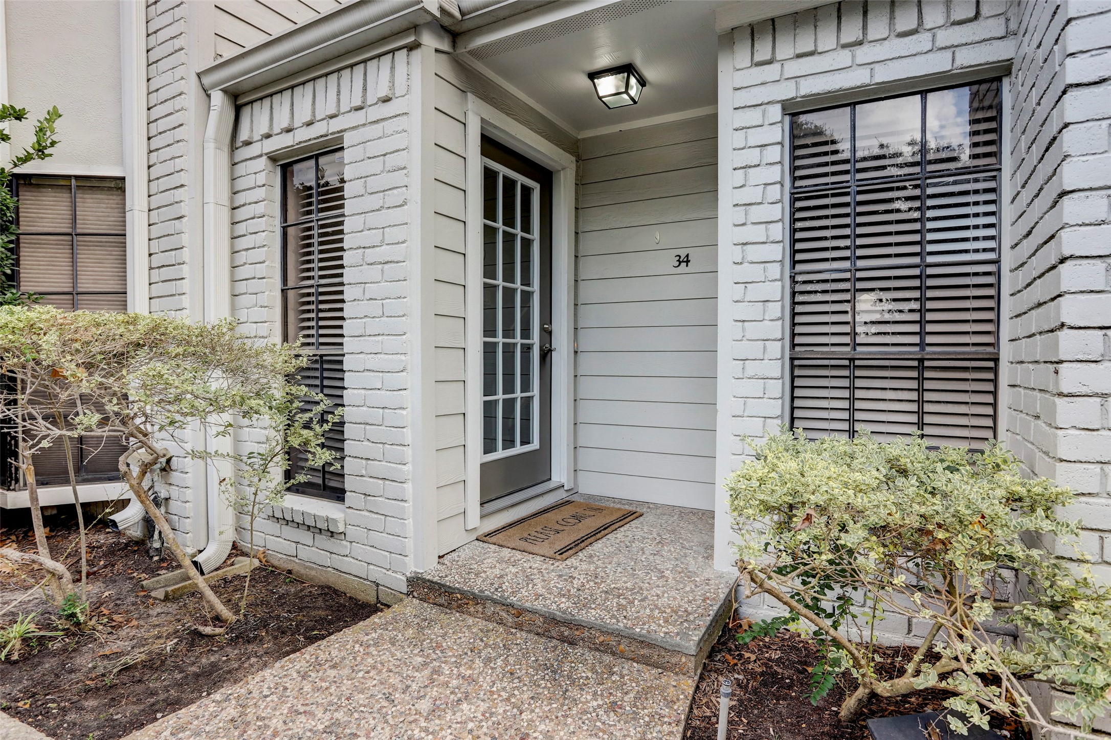 1911 Bering Drive, Unit 34 Houston, TX 77057 - Photo 1 of 26