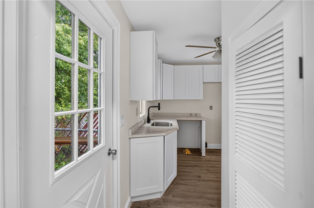 68 Uncas Street Warwick, RI 02889 - Photo 22 of 43