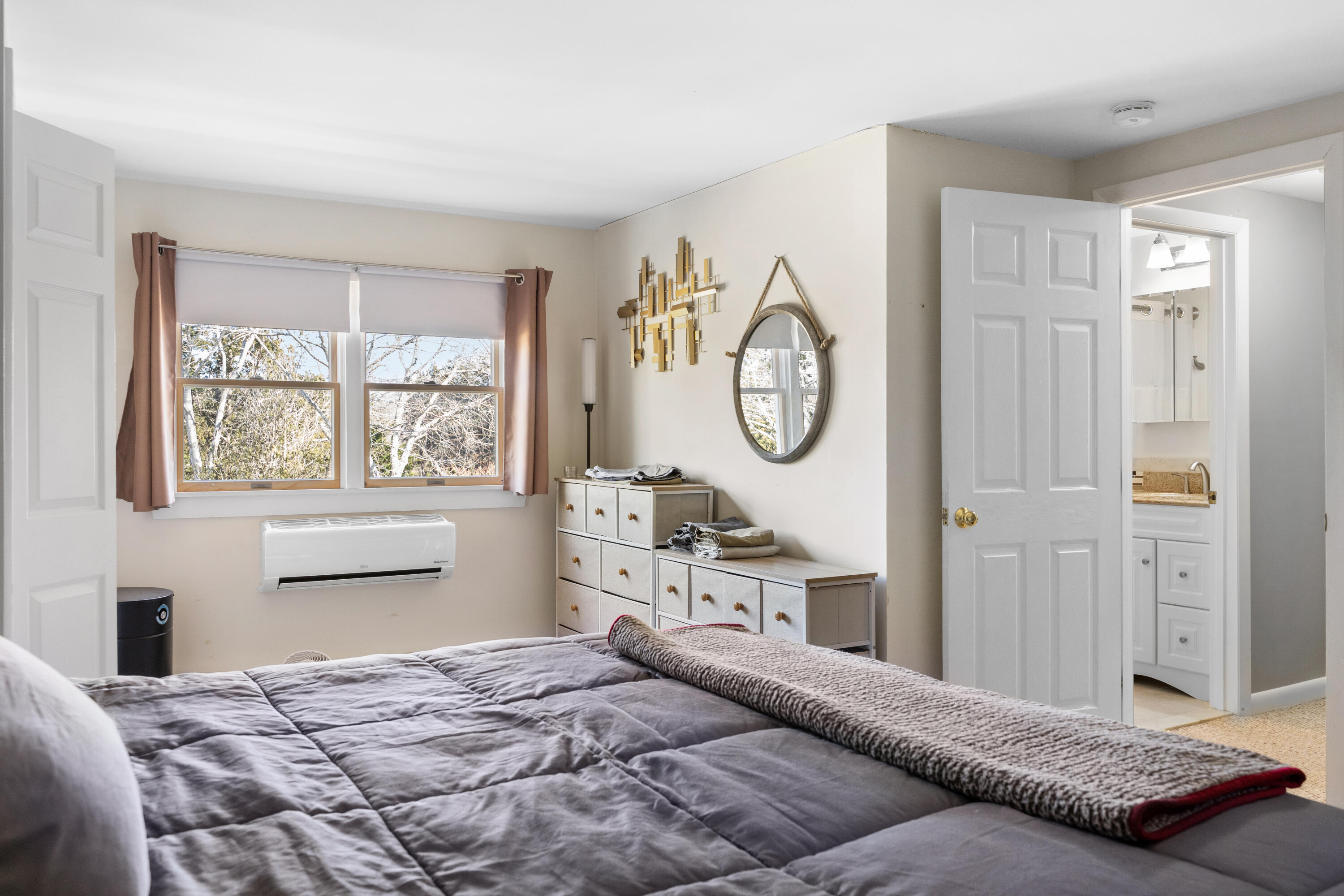 2 Upper Douglas Lane Oak Bluffs, MA 02557 - Photo 12 of 23 DSC04754