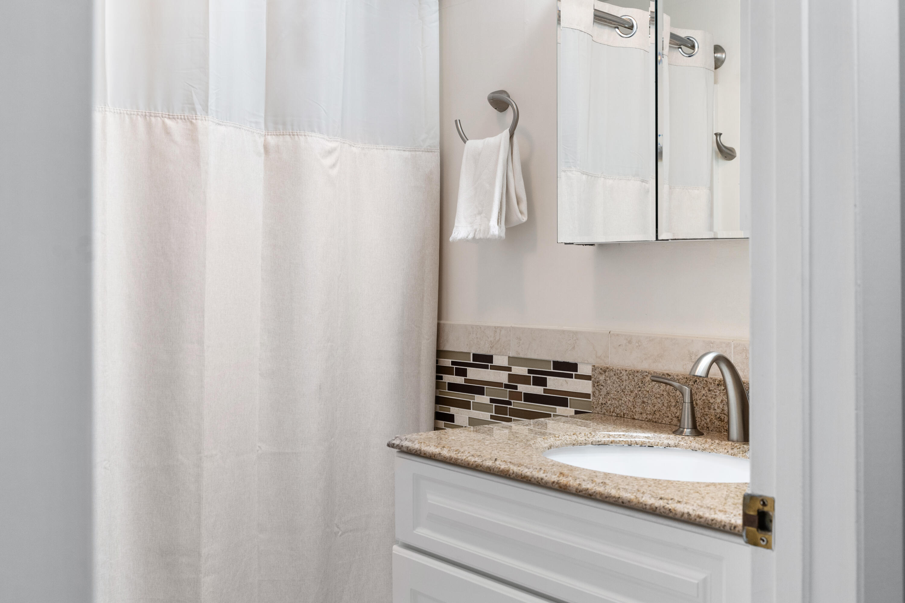 2 Upper Douglas Lane Oak Bluffs, MA 02557 - Photo 16 of 23 DSC04758