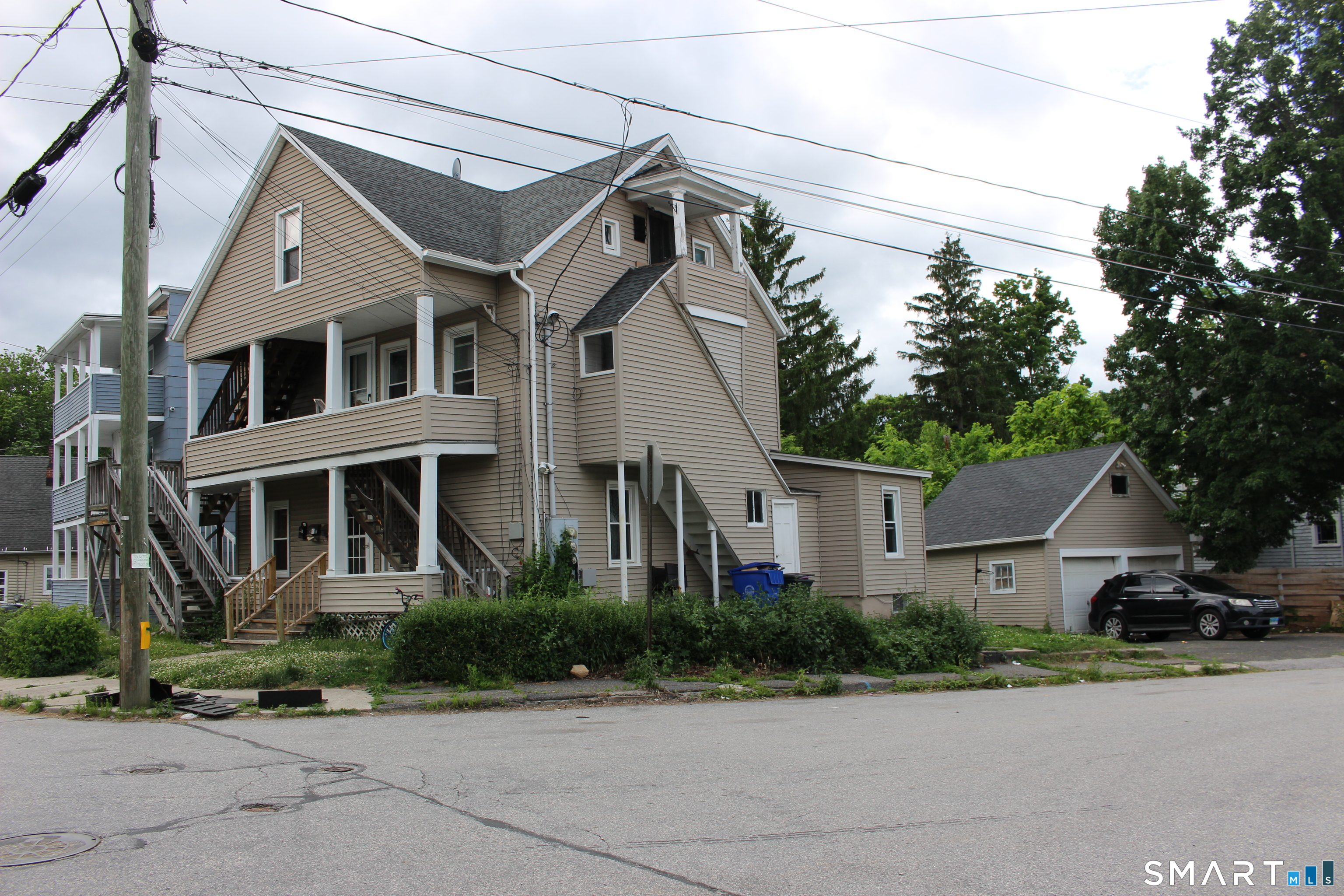 46 Pulaski Street Torrington, CT 06790 - Photo 2 of 11