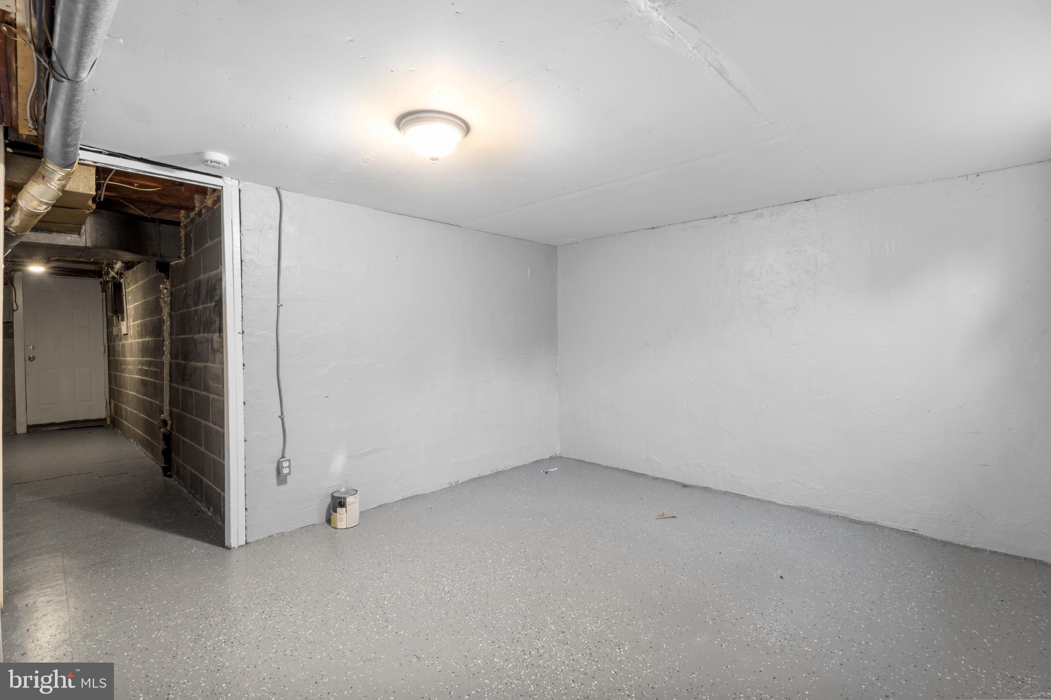 753 Bennington Road Folcroft, PA 19032 - Photo 23 of 25 a view of small space