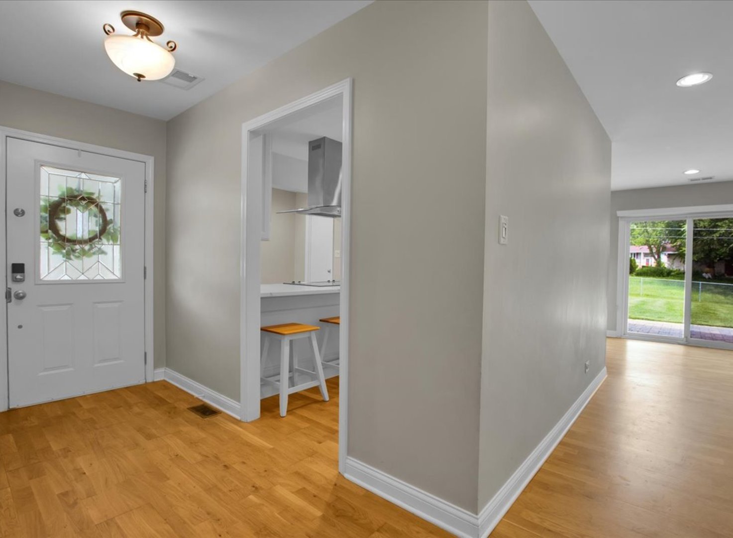 1755 Monticello Road Hoffman Estates, IL 60169 - Photo 22 of 34