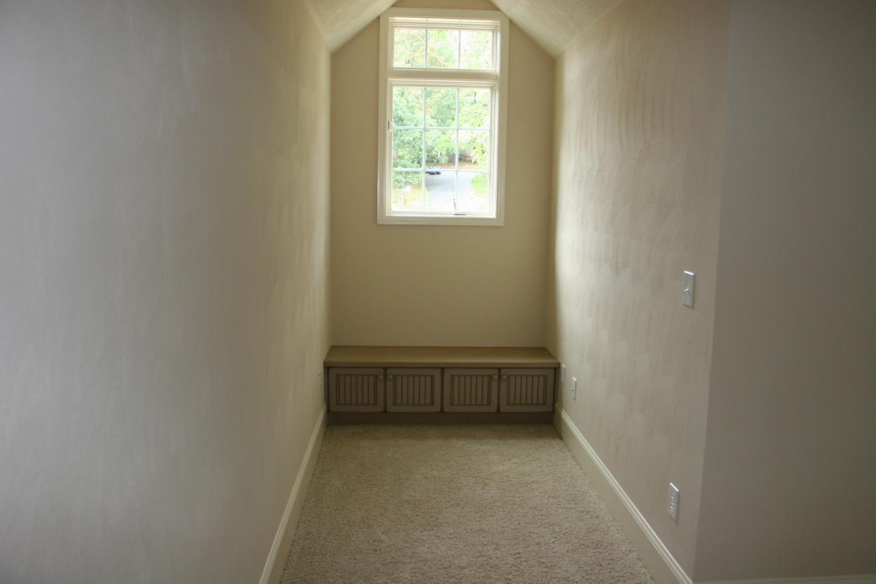 91 Stonehaven Lane Blue Ridge, VA 24064 - Photo 30 of 52 a view of workspace and window