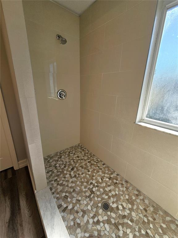 Undisclosed Address Orlando, FL 32818 - Photo 17 of 26 a bathroom with a sink