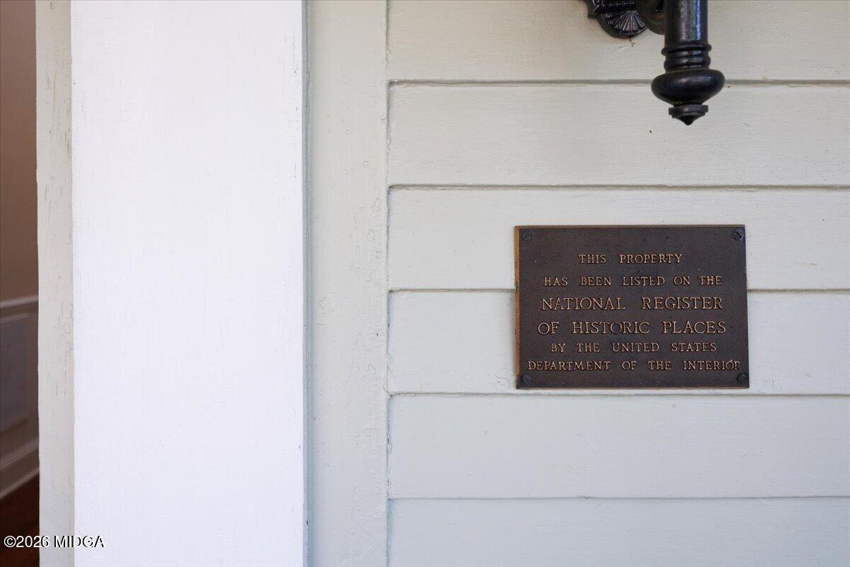 1019 Bond Street Macon, GA 31201 - Photo 56 of 56 a close view of cabinet