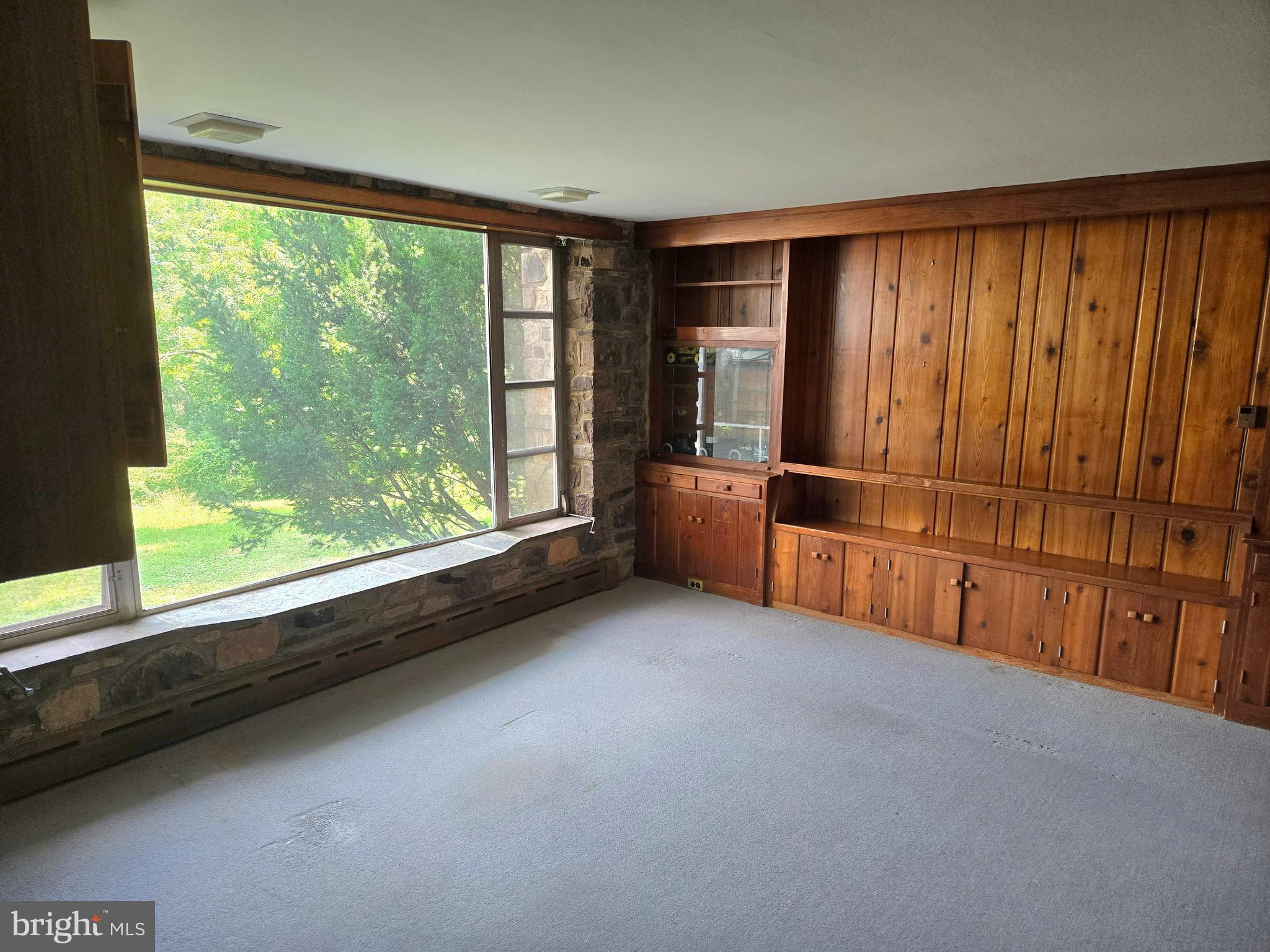 6750 Phillips Mill Road New Hope, PA 18938 - Photo 26 of 37 Family Room