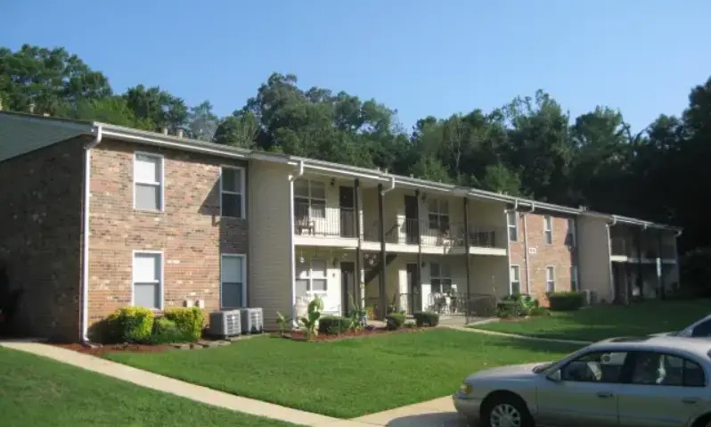 380 Regal Street Winfield, AL 35594 - Photo 3 of 10