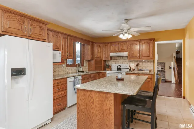 $350,000 | 1404 Downing Court, Tremont, IL 61568