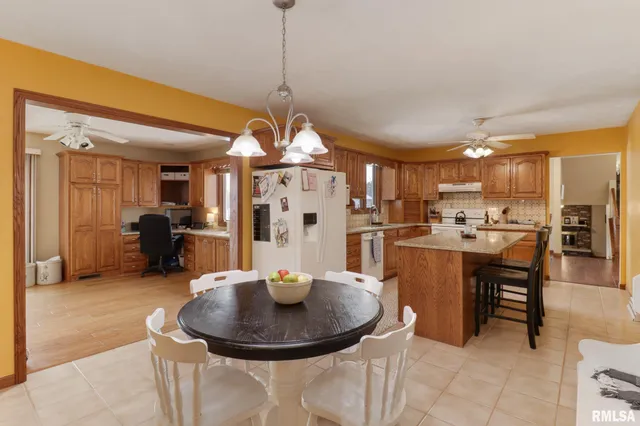 $350,000 | 1404 Downing Court, Tremont, IL 61568