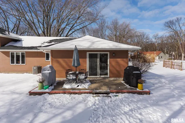 $350,000 | 1404 Downing Court, Tremont, IL 61568