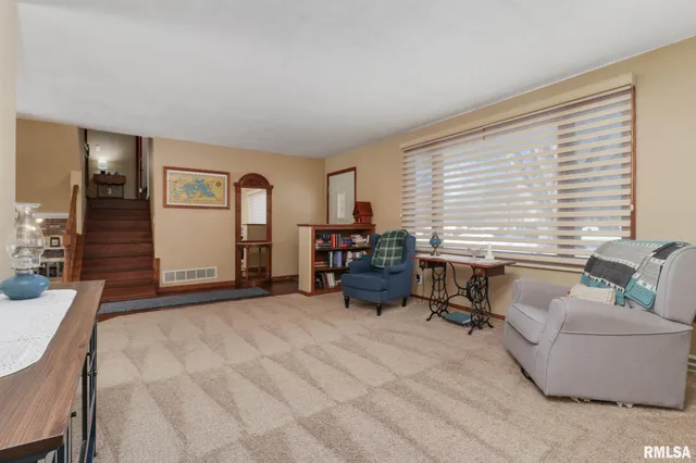 $350,000 | 1404 Downing Court, Tremont, IL 61568