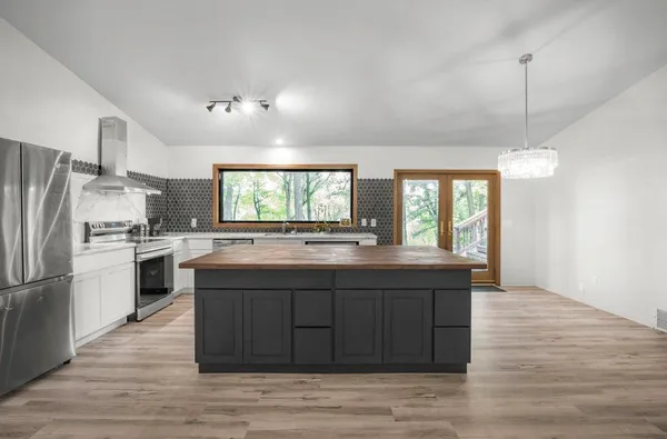 $499,900 | 1843 60th Avenue, Osceola, WI 54020