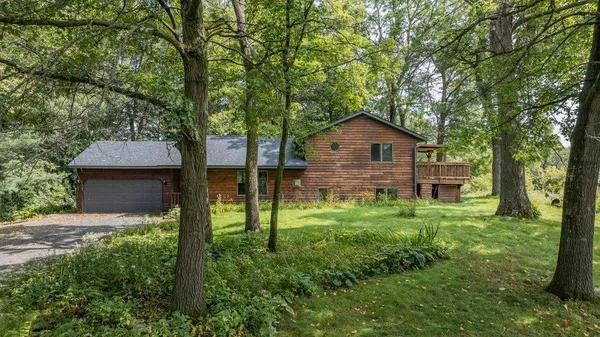 $499,900 | 1843 60th Avenue, Osceola, WI 54020