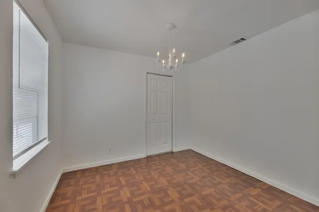 $1,450 | 130 Westway Drive, Terrell, TX 75160