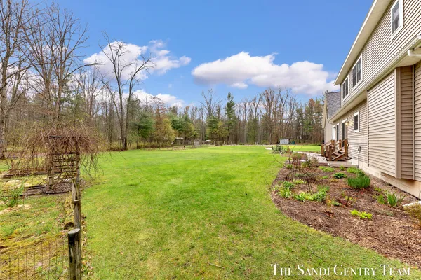 $629,900 | 11585 Pond Road, Montague, MI 49437