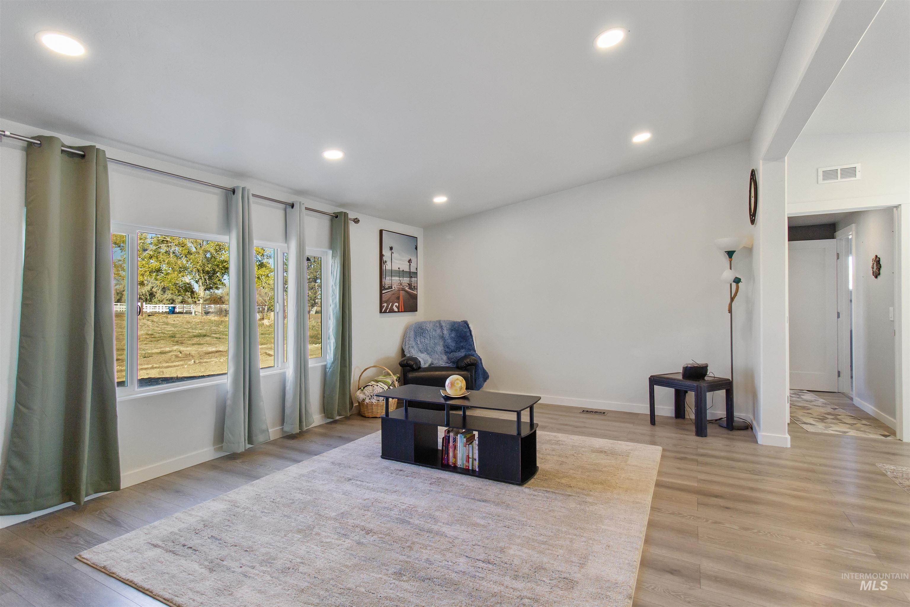 3582 North 3230 East Kimberly, ID 83341 - Photo 4 of 42