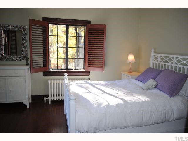 117 Pinecrest Road Durham, NC 27705 - Photo 9 of 12 Gallery Image 9
