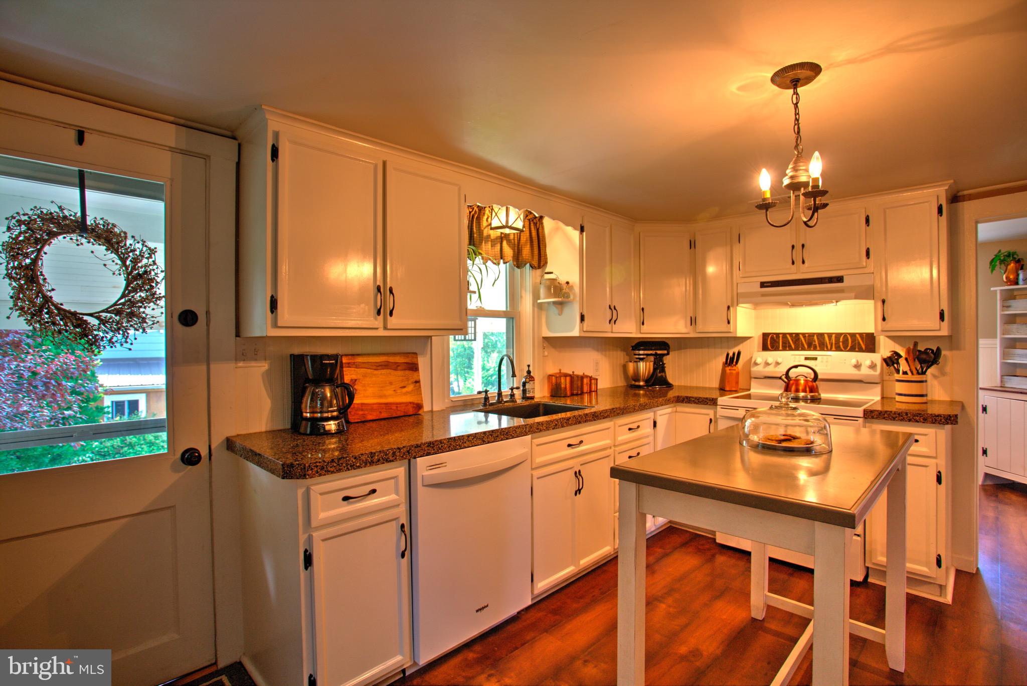 65 Ellis Woods Road Pottstown, PA 19465 - Photo 7 of 37 Gallery Image 7