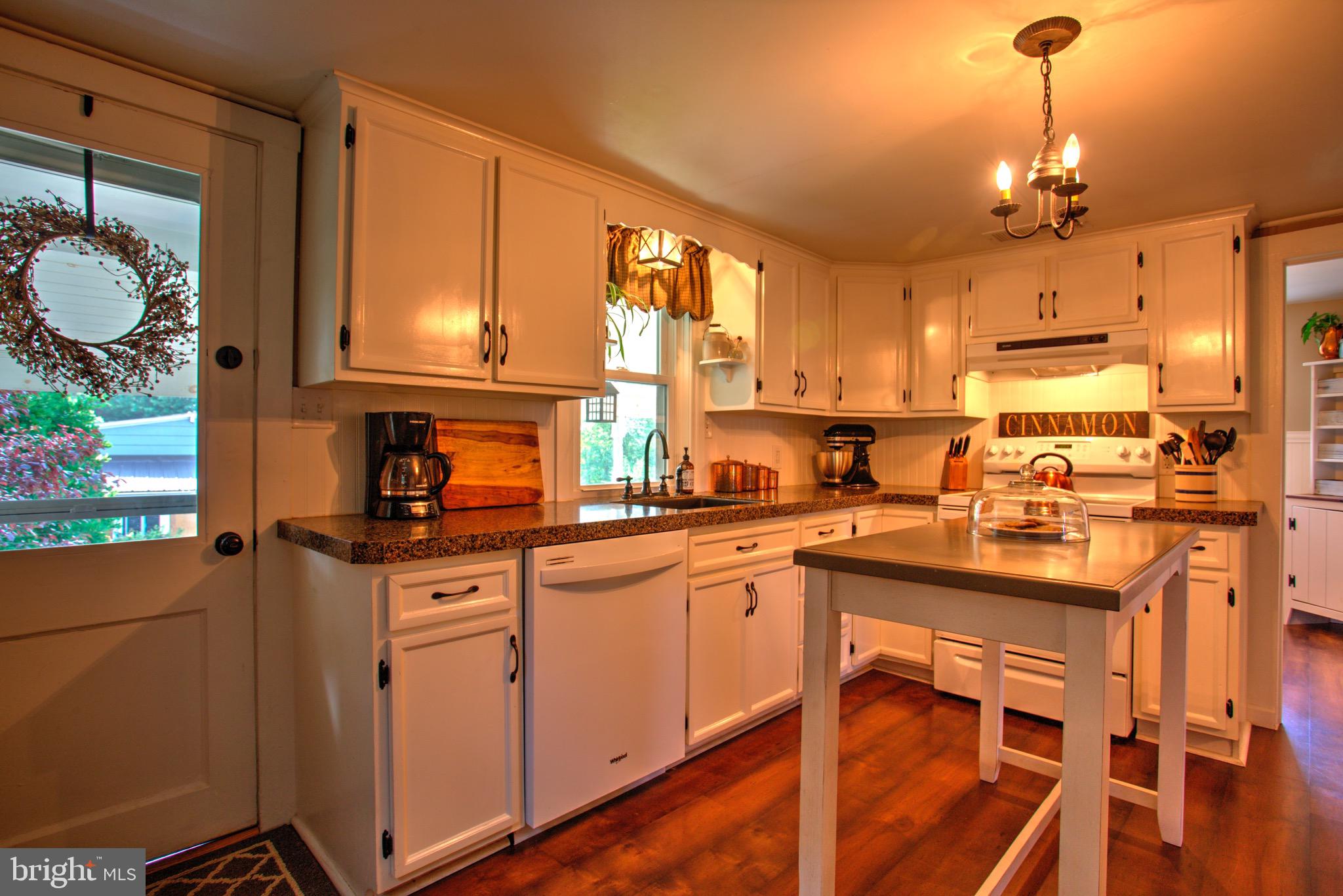 65 Ellis Woods Road Pottstown, PA 19465 - Photo 8 of 37 Gallery Image 8