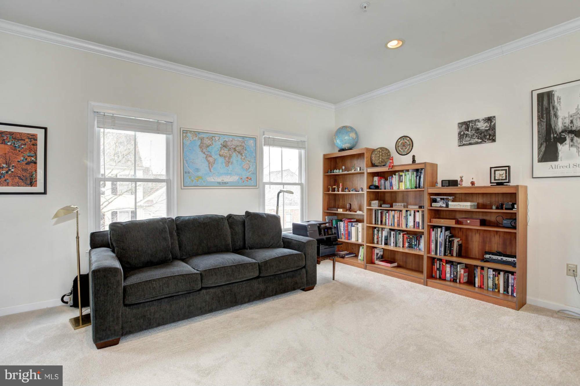 330 Hart Road Gaithersburg, MD 20878 - Photo 18 of 30 Family Room - Upper Level