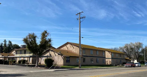 $169,999 | 657 West Parlier Avenue, Unit 114, Reedley, CA 93654