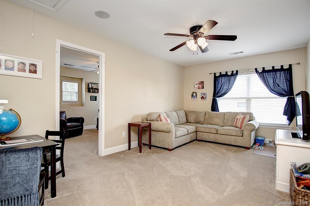 10933 Rousay Road, Unit 306 Charlotte, NC 28278 - Photo 16 of 24 Gallery Image 16
